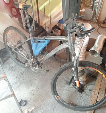 zice na gitari: MTB BICIKLA POLAR MIRAGE COMP MOUNTAIN BIKE Uz biciklu: 2x lampe