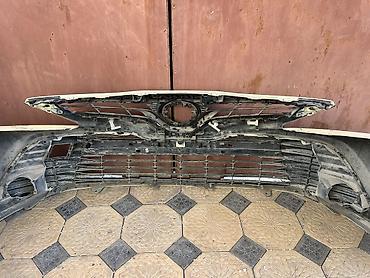 Бампер и комплектующие: Бампер Toyota, Б/у, Оригинал — 10