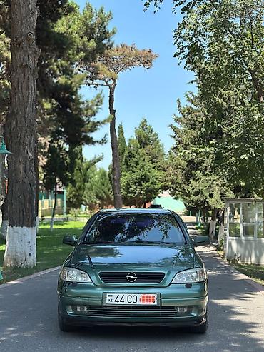 te 28 traktor: Opel Astra: 1.8 l | 1998 il 389654 km Hetçbek — 2