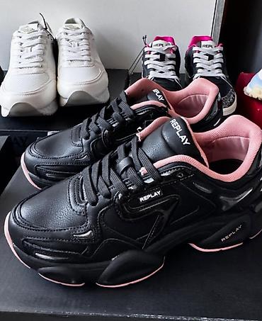 Patike: Ženska obuća – modeli prikazani na fotografijama - Steve Madden — 7