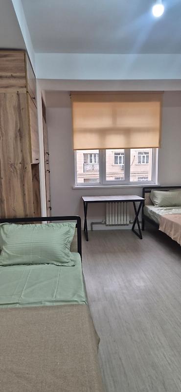 Долгосрочная аренда комнат: Сдается 2 комнатная квартира в центре на длительный срок без хозяина - — 1