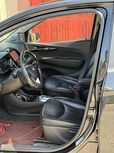 Chevrolet: Chevrolet Spark: 2016 г., 1 л, Вариатор, Бензин, Хэтчбэк at lalafo.kg — 17 Chevrolet: Chevrolet Spark: 2016 г., 1 л, Вариатор, Бензин, Хэтчбэк — 17