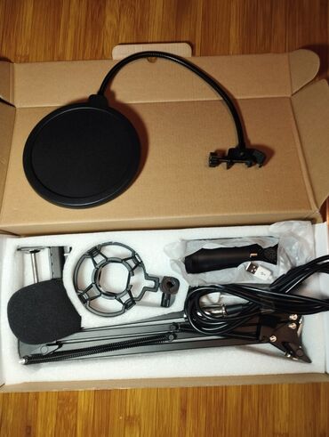 акустические системы frewico с микрофоном: Продается почти новый микрофон конденсаторный, студийный. Звук