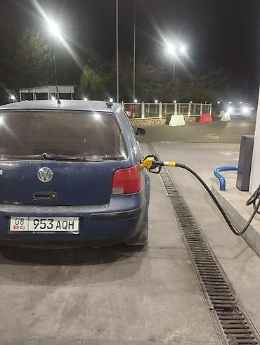 авто аккумуляторы бишкек: Volkswagen Golf: 1999 г., 1.4 л, Кол менен иштөөчү, Бензин, Хетчбек — 2