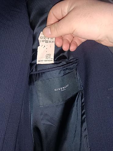 kostum: Kastumlar çox az geyilib balaca olur deye satilir razmel texmini 30 33 — 10