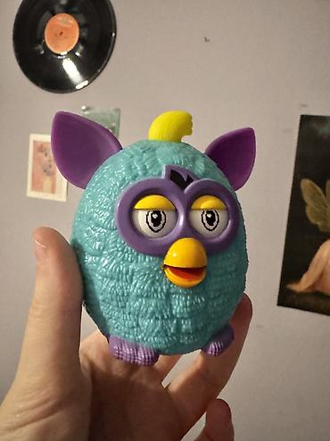 pinqvin oyuncaq: Hasbro Furby – McDonald’s üçün istehsal (2014) - Rəngarəng kolleksiya — 1