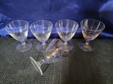 Čaše: Casice kristal,gravura za zestoko pice 1960g.+. Casice su — 7