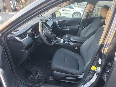 доп фара: Toyota RAV4: 2019 г., 2.5 л, Автомат, Бензин, Внедорожник — 8