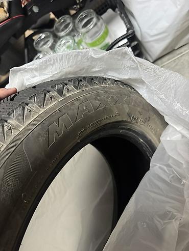 ох 330: Шины 225 / 55 / R 17, Зима, Б/у, Комплект, Легковые, Maxxis — 3