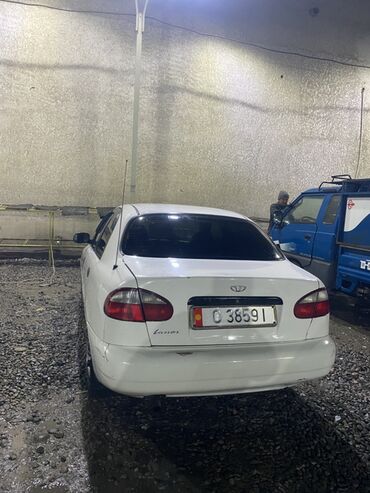 Daewoo: Daewoo Lanos: 1998 г., 1.5 л, Механика, Бензин, Седан — 3