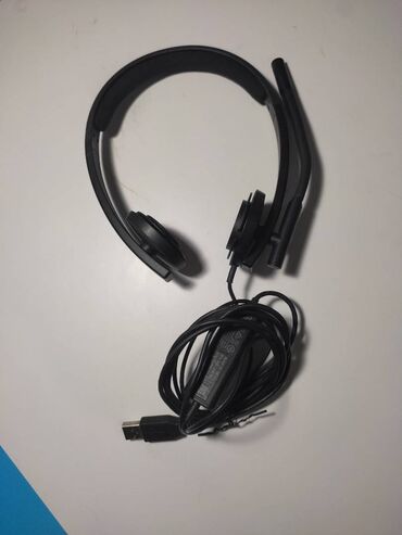 наушники с микрофоном для компьютера с usb: Каптама, Logitech, Колдонулган, Кыймылга келтирчүүчү, Сүйлөшүүлөр үчүн