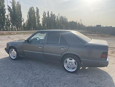 мерм 210: Mercedes-Benz W124: 1992 г., 2.3 л, Механика, Бензин, Седан — 2