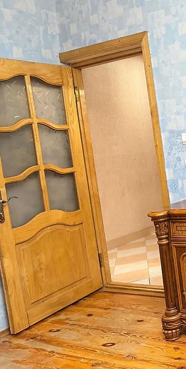 продам дерево орех: Qoz ağacından hazırlanmış 6 ədəd daxili qapı dəsti satılır: - 4 ədəd — 2