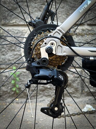 Горные велосипеды: Горный велосипед, Рама L (172 - 185 см), Алюминий, Новый — 9