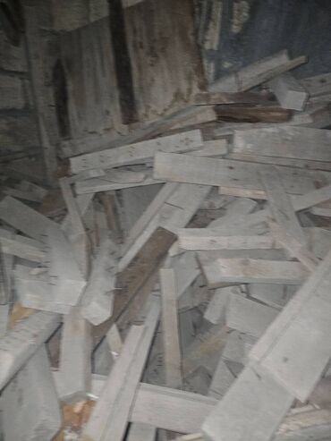 çornu pol taxta: Taxtalar satilir ucuz qiymete.Sekilde az gorunur ama at lalafo.az çornu pol taxta: Taxtalar satilir ucuz qiymete.Sekilde az gorunur ama