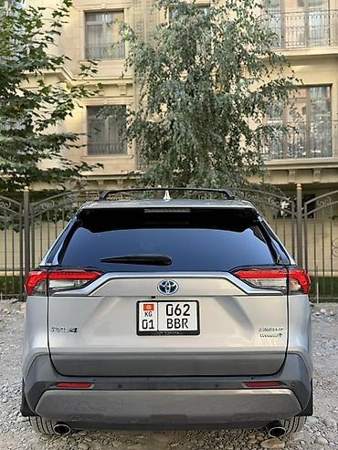 byd leopard 5: Toyota RAV4: 2021 г., Автомат, Гибрид, Кроссовер — 3