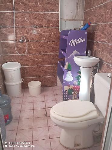 evler bine: Öz evimdir Makler deyiləm 36-40-46-104 NÖMRƏLİ avtobuslar binanın duz — 4