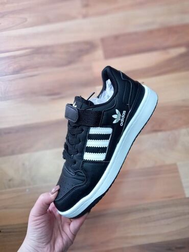 Women's Sneakers and athletic shoes: 41 — 2