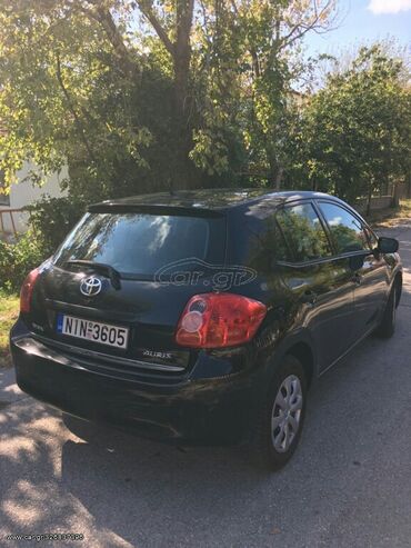 Toyota: Toyota Auris: 1.3 l. | 2010 έ. Χάτσμπακ — 8