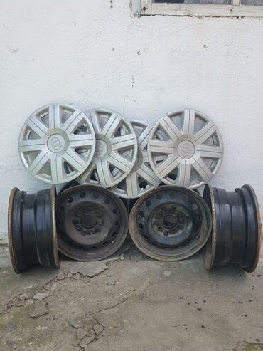 диска и шина: Железные Диски R 15 Toyota, Комплект, отверстий - 5, Б/у