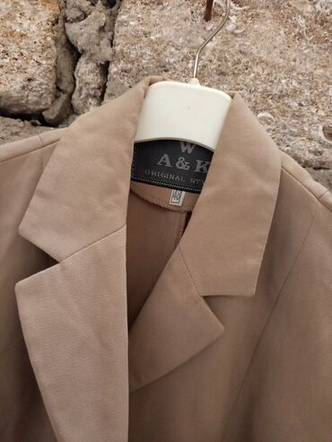 Dəstlər, kostyumlar: Qadın geyimləri. hər biri 50 qəpik - Aylin markalı qadın blazeri — 24