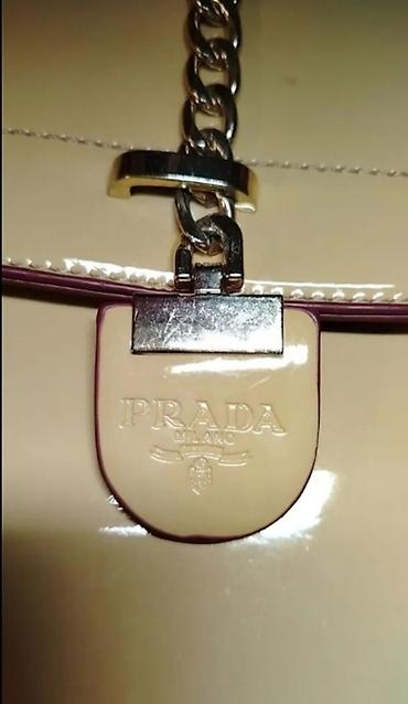 Çantalar: Çiyin çantası, Prada — 4