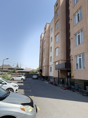 село татыр: 75 м², Бетонный | Подвал, погреб
