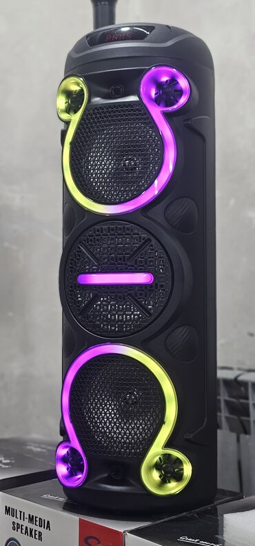 акустические системы docooler колонка банка: Портативная Bluetooth колонка в черном корпусе с яркой многоцветной