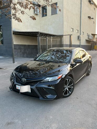 Toyota: Toyota Camry: 2018 г., 2.5 л, Автомат, Бензин, Седан