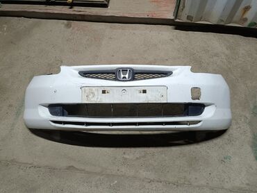 куплю машина фит: Бампер Honda 2002 г., Б/у, цвет - Белый, Оригинал