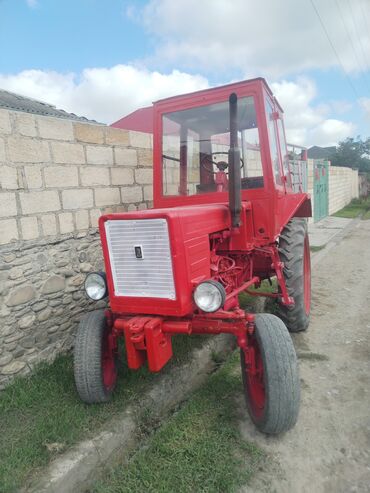 qosqu lapet satisi: Traktor Belarus (MTZ) 25, 1988 il, 25 at gücü, motor 2.5 l, İşlənmiş