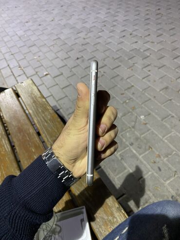 Apple iPhone: IPhone 11, 128 GB, Ağ — 7