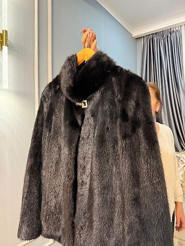 Шубы: Шуба куртка белая дублёнка зелёная куртка -4000 черная дублёнка — 3
