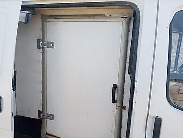 1998 ford transit: Ford Transit: 2.5 l | 1998 il 350000 km Van body type — 6