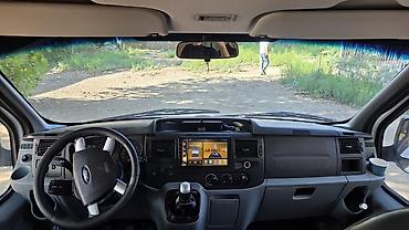 06 maşin: Ford Transit mikroavtobus - Kuzov: yüksək tavanlı, ağ rəng, arxa — 6