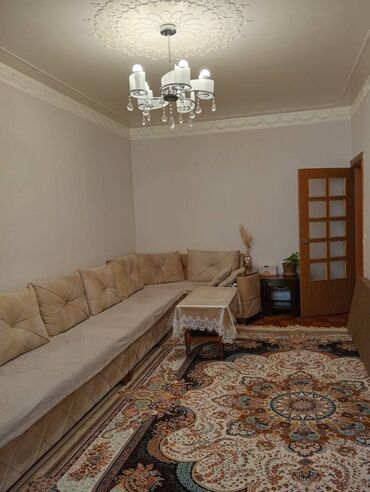 Köhnə tikili: Bakı, 4-cü mikrorayon, 3 otaqlı, Köhnə tikili, m. Memar Əcəmi, 75 kv. m — 2