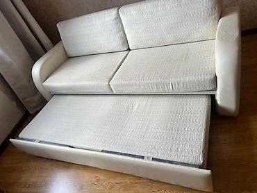 sofa: Прямой диван, Б/у — 1
