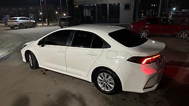 Toyota: Toyota Corolla: 2019 г., 1.8 л, Вариатор, Бензин, Седан — 4