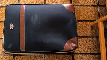 longstar чемодан: Продаю чемодан, состояние хорошее цена