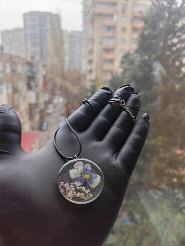 Kulonlar: Epoksi qatqı ilə hazırlanmış əl işi kulonlar - Çiçək kolleksiyası — 10