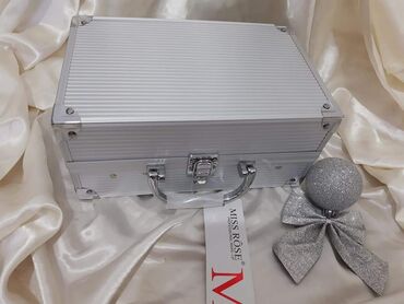 Šminka: Fantastican idealan za poklon,originalan ❤Miss Rose kofer sa — 10