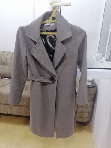qadin xalatlari: Пальто L (EU 40), цвет - Серый