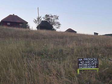 Kuće na prodaju: Na prodaju plac površine 40 ari 12 km od centra Zlatibora. Na placu je — 11