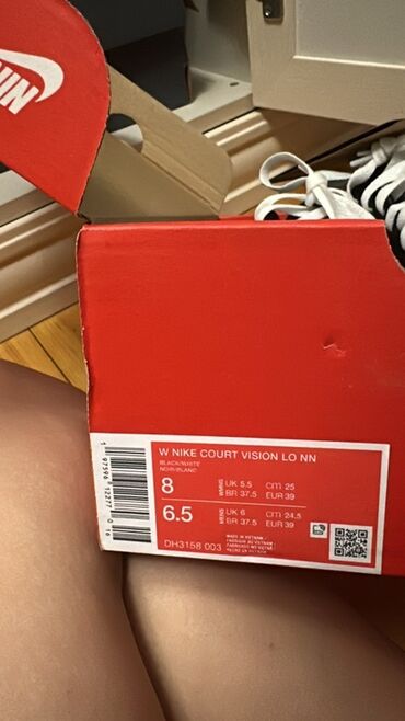 Digər ayaqqabılar: Nike, Ölçü: 39, rəng - Qara, Yeni