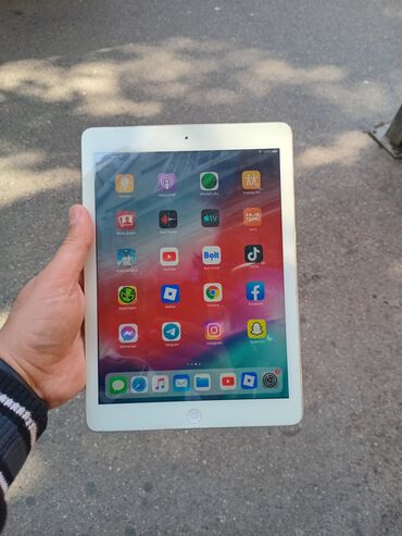ipad 8 qiymeti: İşlənmiş Apple iPad Air, 10,2", 128 GB
