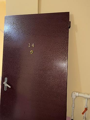 agac sekilleri: Metal giriş qapısı satılır. Xüsusiyyətlər: - Material: qalın metal — 2