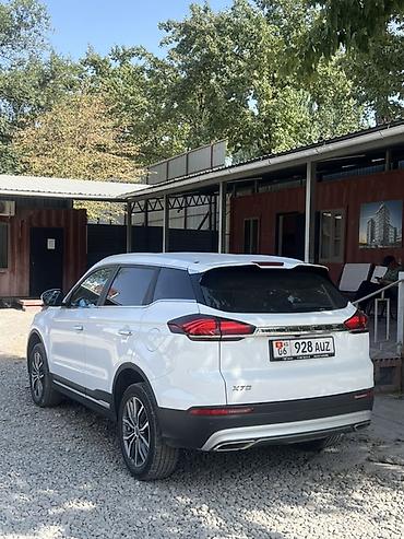 Geely: Geely Atlas Pro: 2025 г., 1.5 л, Автомат, Бензин, Кроссовер — 4
