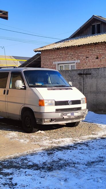 Volkswagen: Volkswagen Multivan: 1995 г., 2.5 л, Механика, Бензин, Бус