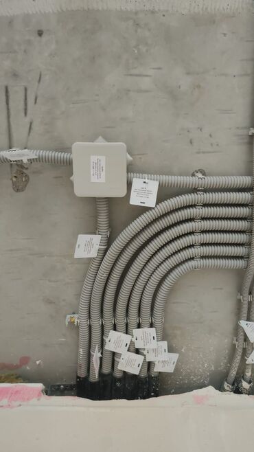 Электрики: Электрик | Установка коробок, Установка распределительных коробок, Демонтаж электроприборов Больше 6 лет опыта — 14