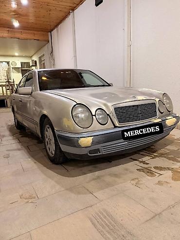 en ucuz bmw: Mercedes-Benz E 200: 2 l | 1997 il Sedan — 3